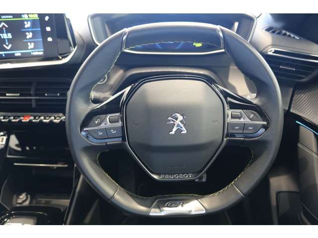 PEUGEOT E-208 2022 Image 31