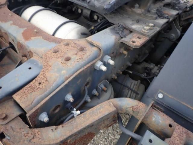 HINO PROFIA 2015 Image 31