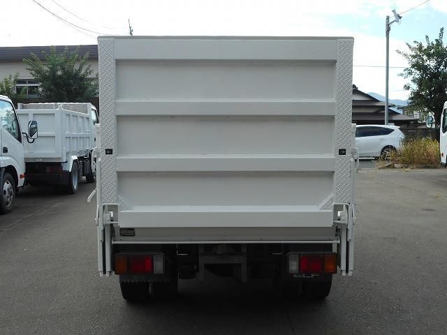 ISUZU ELF 2012 Image 31