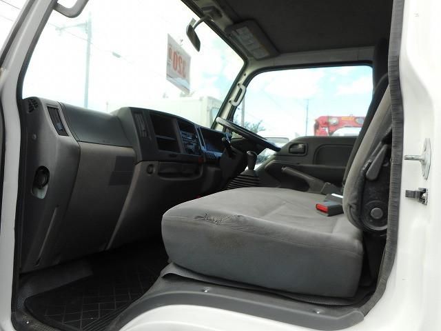 ISUZU ELF 2012 Image 31