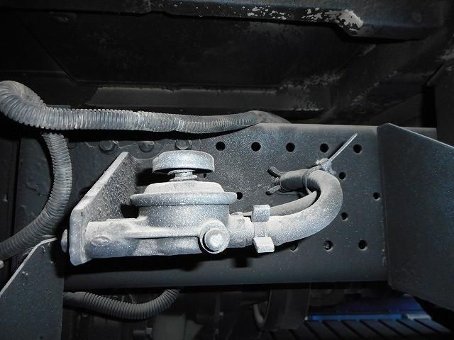 ISUZU ELF 2012 Image 31