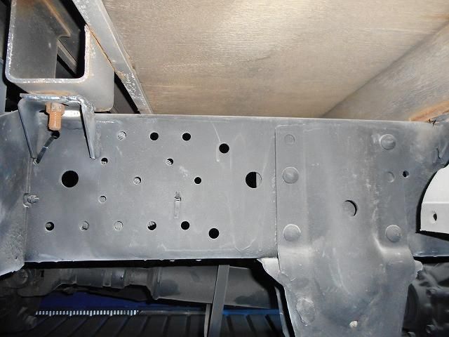 ISUZU ELF 2012 Image 31