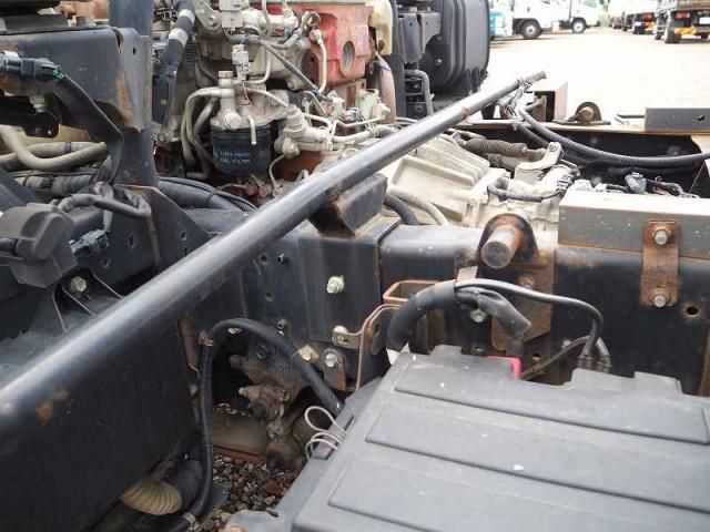 HINO DUTRO 2016 Image 31