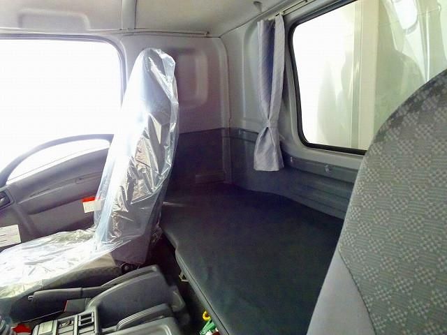 ISUZU FORWARD 2018 Image 31