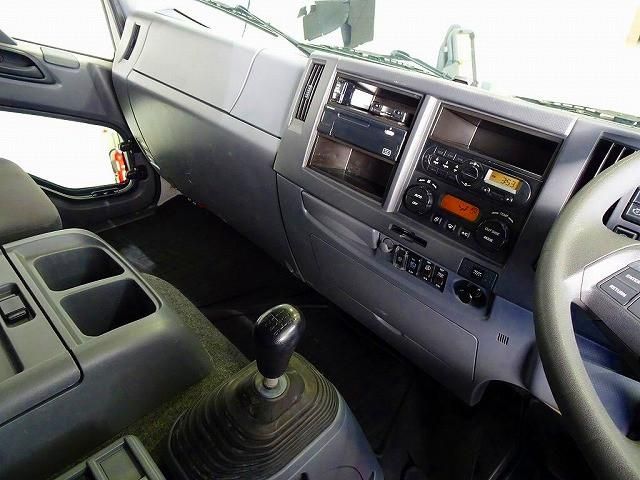 ISUZU FORWARD 2018 Image 31