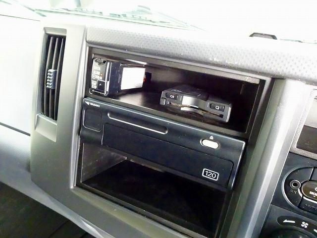 ISUZU FORWARD 2018 Image 31