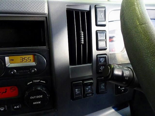 ISUZU FORWARD 2018 Image 31