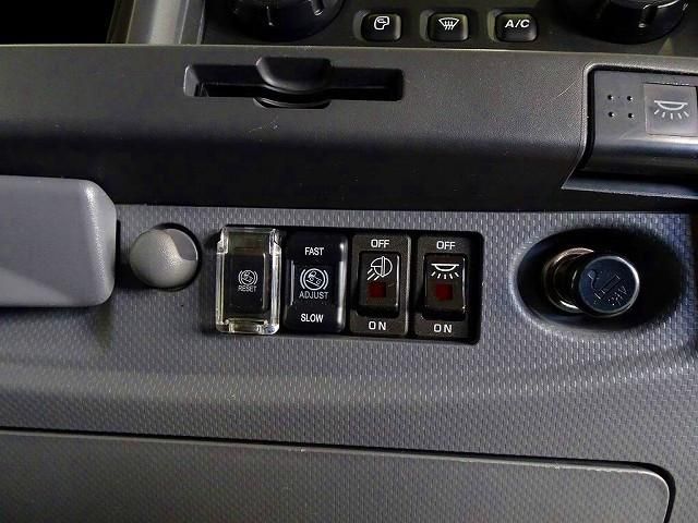 ISUZU FORWARD 2018 Image 31