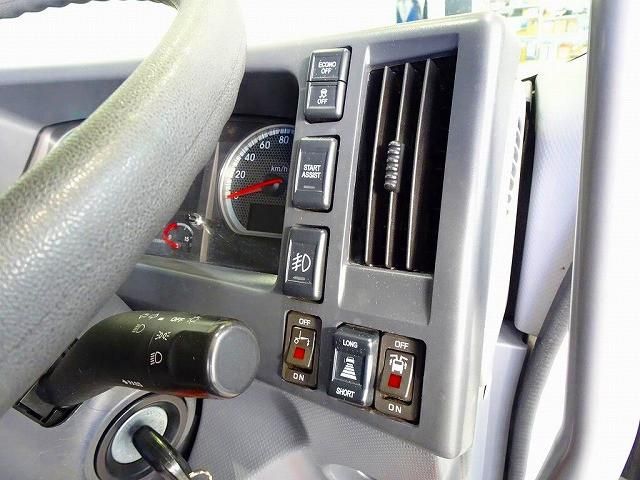 ISUZU FORWARD 2018 Image 31