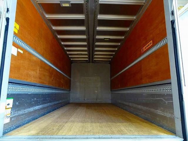 ISUZU FORWARD 2018 Image 31