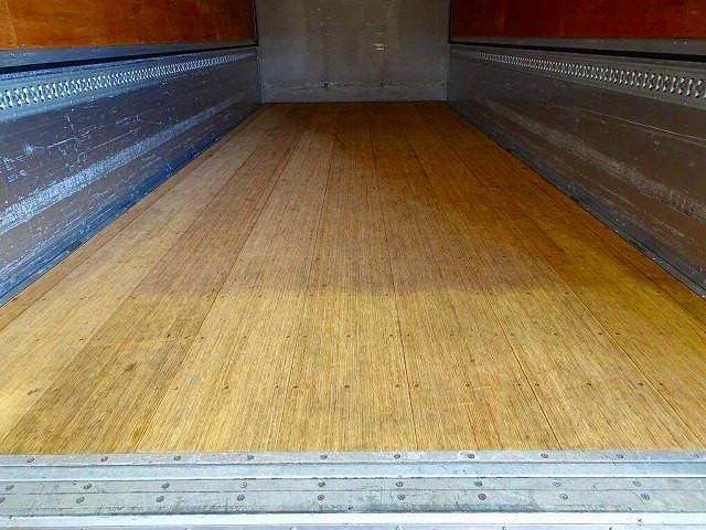 ISUZU FORWARD 2018 Image 31