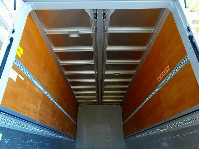 ISUZU FORWARD 2018 Image 31