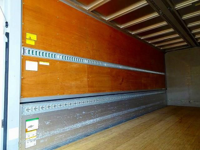 ISUZU FORWARD 2018 Image 31