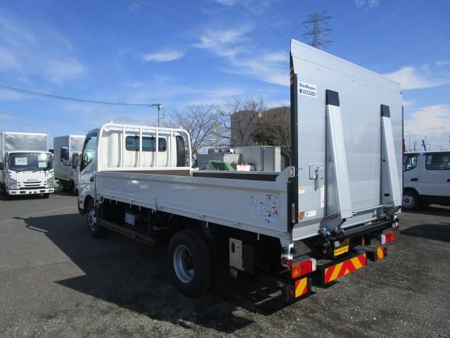 HINO DUTRO 2024 Image 31