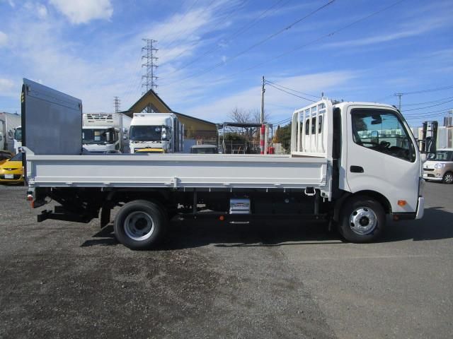 HINO DUTRO 2024 Image 31