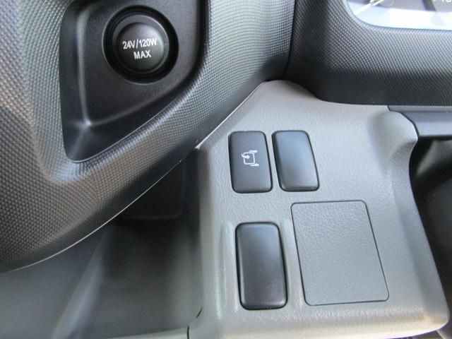 HINO DUTRO 2024 Image 31