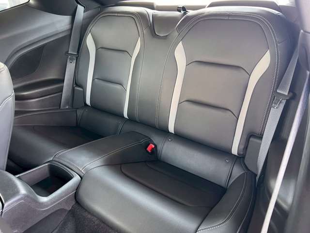 CHEVROLET CAMARO 2018 Image 31