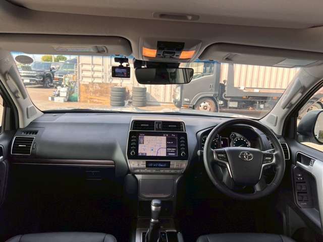 TOYOTA LANDCRUISER PRADO 2023 Image 31