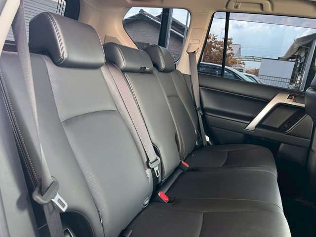 TOYOTA LANDCRUISER PRADO 2023 Image 31