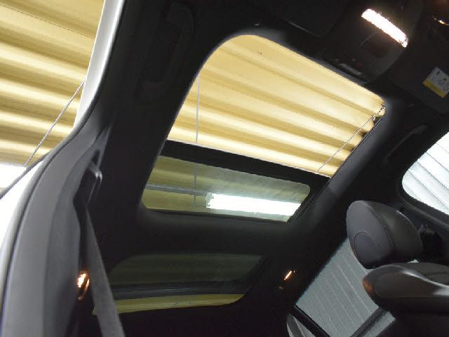 MERCEDES BENZ E CLAS 2021 Image 31