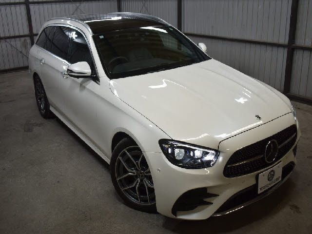 MERCEDES BENZ E CLAS 2021 Image 31