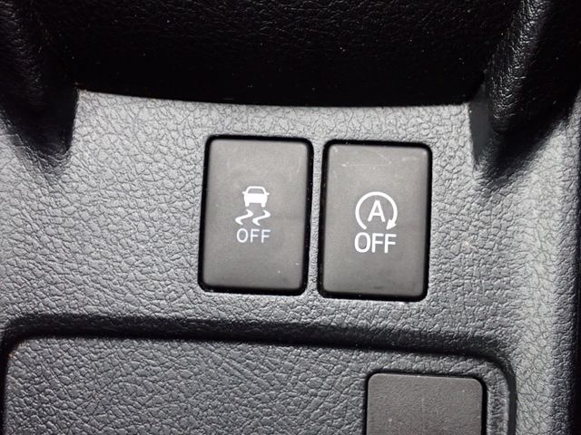 TOYOTA COROLLA AXIO 2017 Image 31