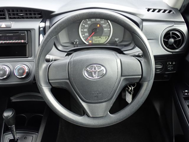 TOYOTA COROLLA AXIO 2017 Image 31