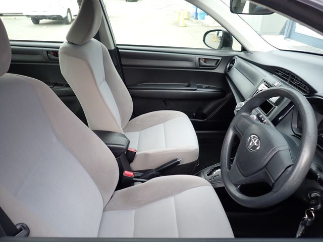TOYOTA COROLLA AXIO 2017 Image 31