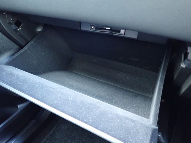 TOYOTA LEXUS NX300 2018 Image 31