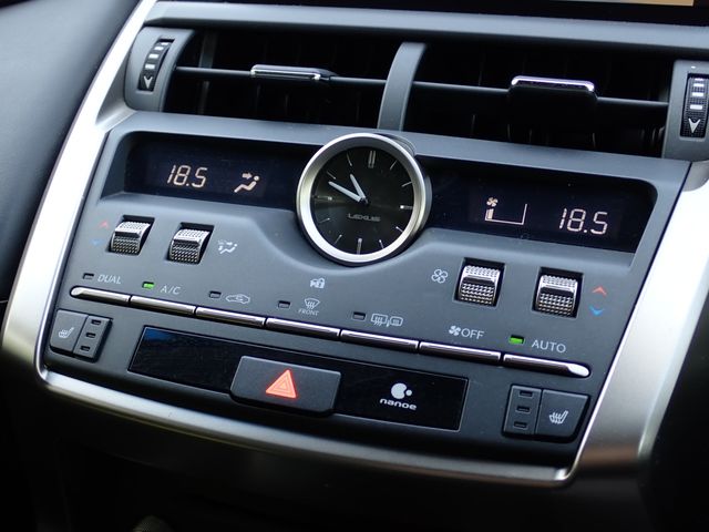 TOYOTA LEXUS NX300 2018 Image 31