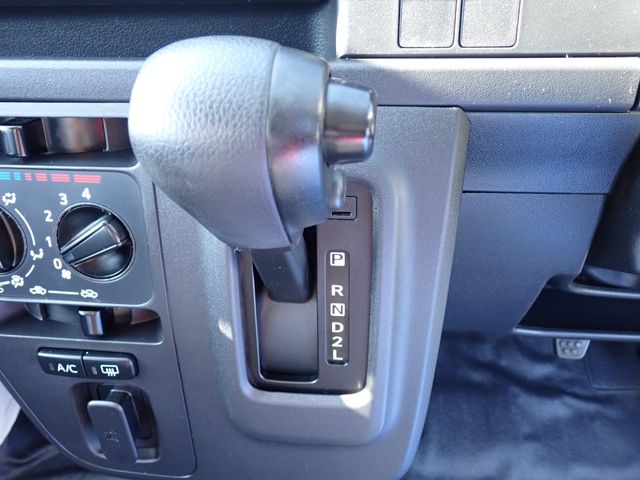 SUBARU SAMBAR VAN 2018 Image 31