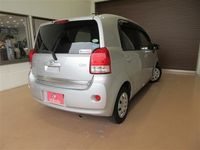 TOYOTA PORTE 2012 Image 31