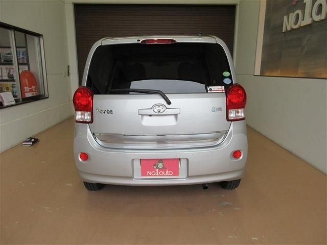 TOYOTA PORTE 2012 Image 31