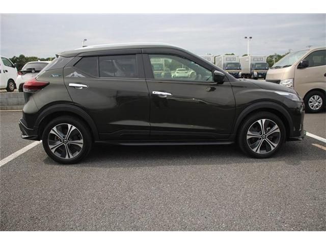 NISSAN KICKS 2021 Image 31