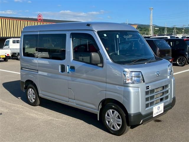 DAIHATSU HIJET CARGO 2023 Image 31