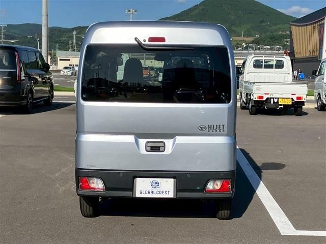 DAIHATSU HIJET CARGO 2023 Image 31