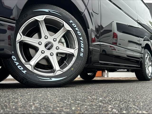 TOYOTA HIACE VAN 2WD 2024 Image 31