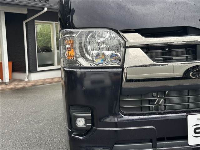 TOYOTA HIACE VAN 2WD 2024 Image 31