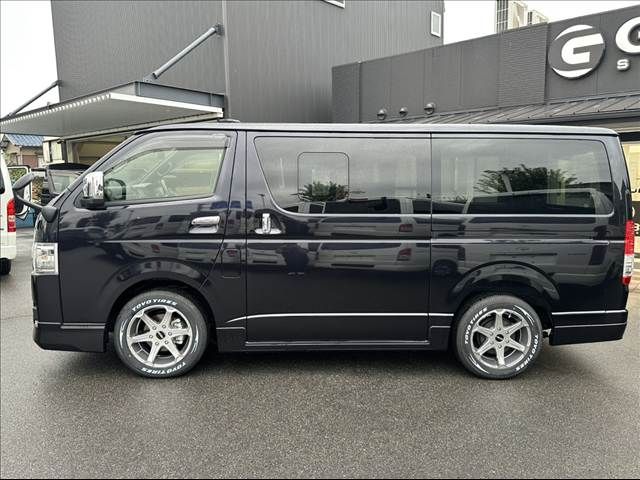 TOYOTA HIACE VAN 2WD 2024 Image 31