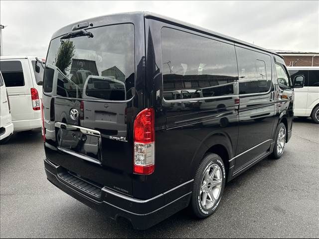 TOYOTA HIACE VAN 2WD 2024 Image 31