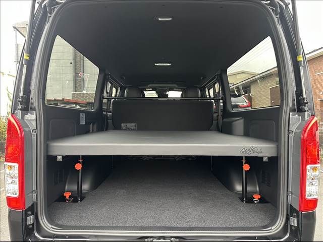 TOYOTA HIACE VAN 2WD 2024 Image 31