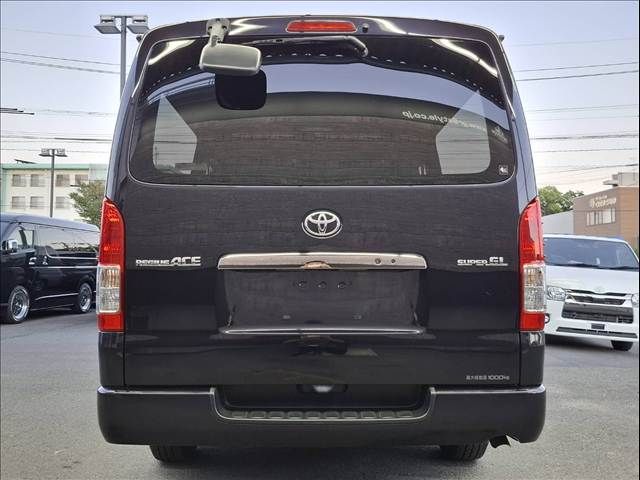 TOYOTA REGIUSACE VAN 4WD 2018 Image 31