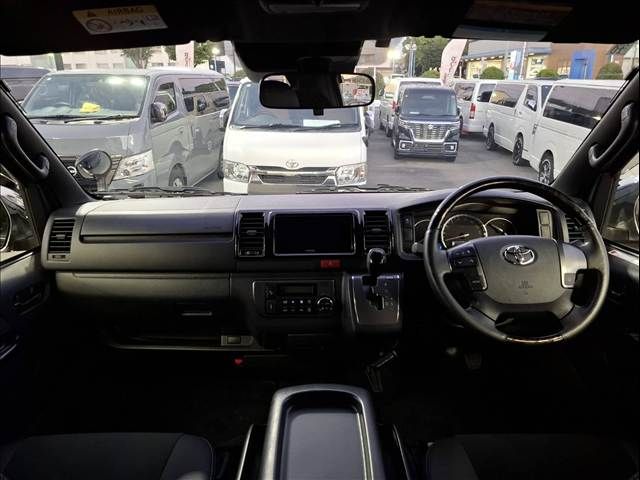 TOYOTA REGIUSACE VAN 4WD 2018 Image 31