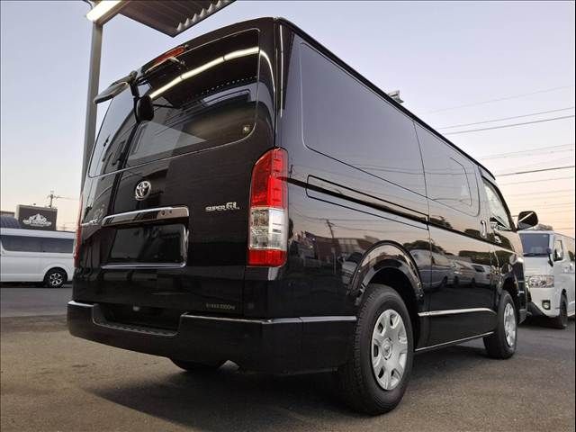 TOYOTA REGIUSACE VAN 4WD 2018 Image 31