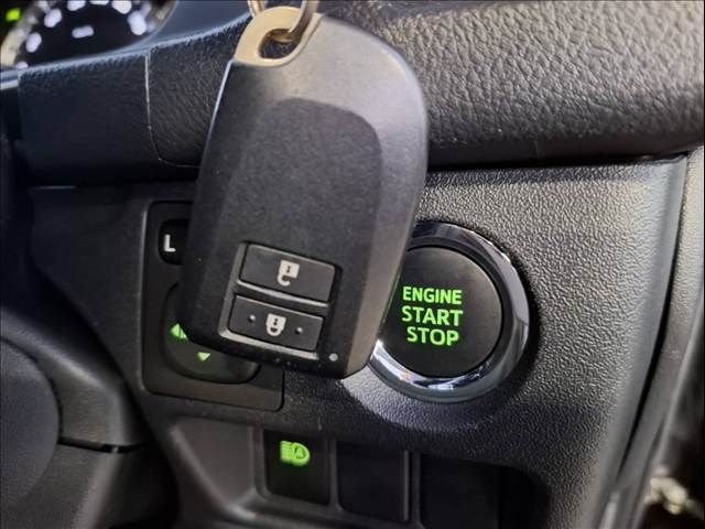 TOYOTA REGIUSACE VAN 4WD 2018 Image 31