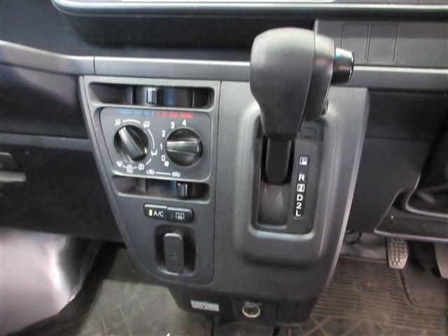 DAIHATSU HIJET CARGO 2019 Image 31