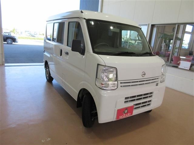 NISSAN NV100 CLIPPER 2018 Image 31