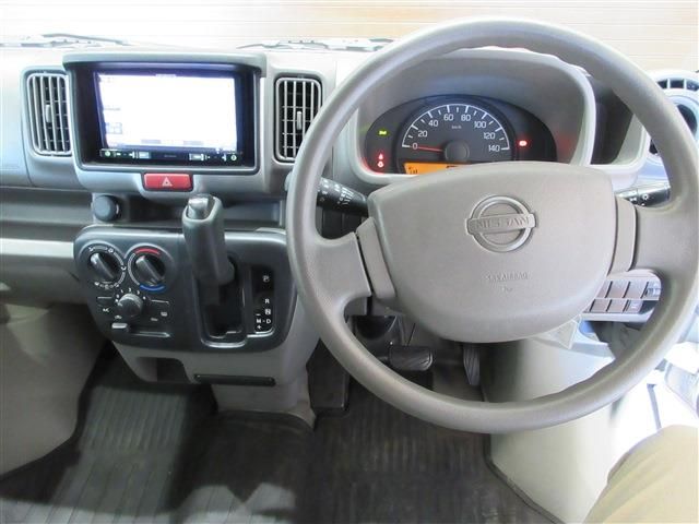 NISSAN NV100 CLIPPER 2018 Image 31