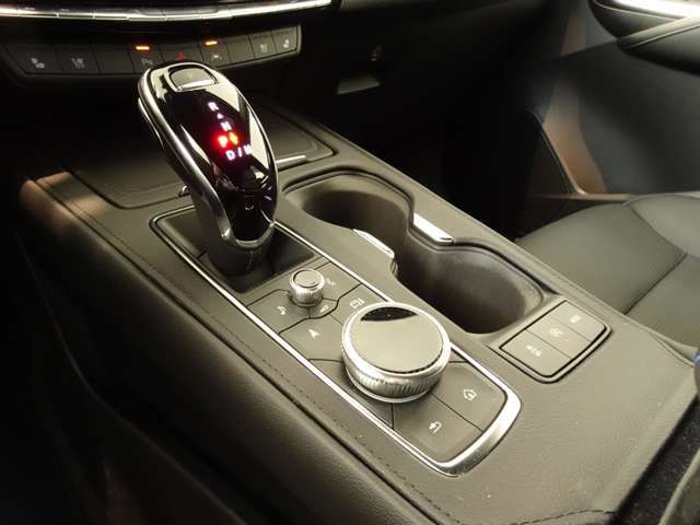 CADILLAC XT4 2025 Image 31