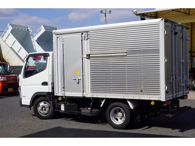 MITSUBISHI CANTER 2017 Image 31